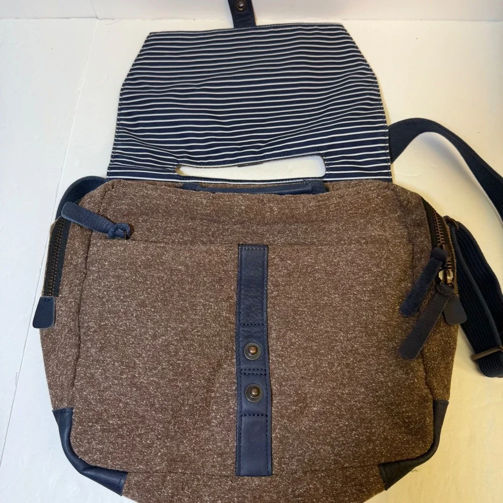 Timbuk2 Messenger Bag Brown Tweed Navy Blue Leather Trim Crossbody Laptop Bag